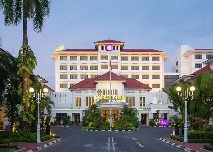 Grand De DjokjaHotel Jogja