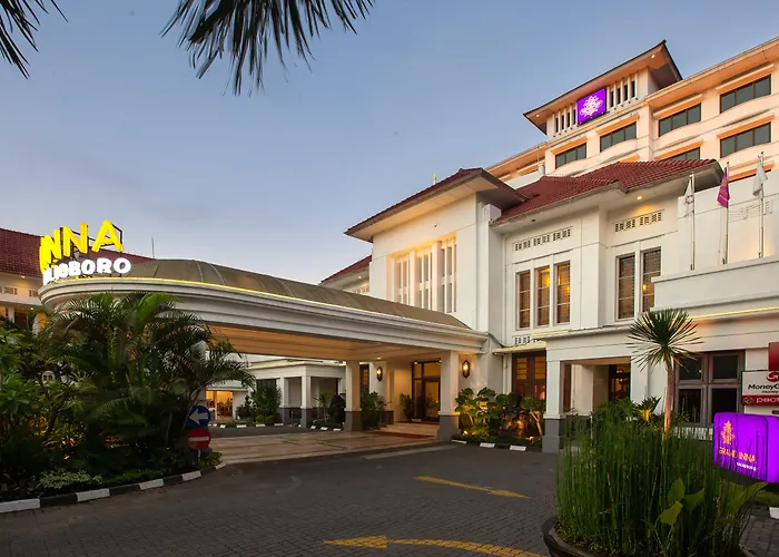 Grand De DjokjaHotel Jogja